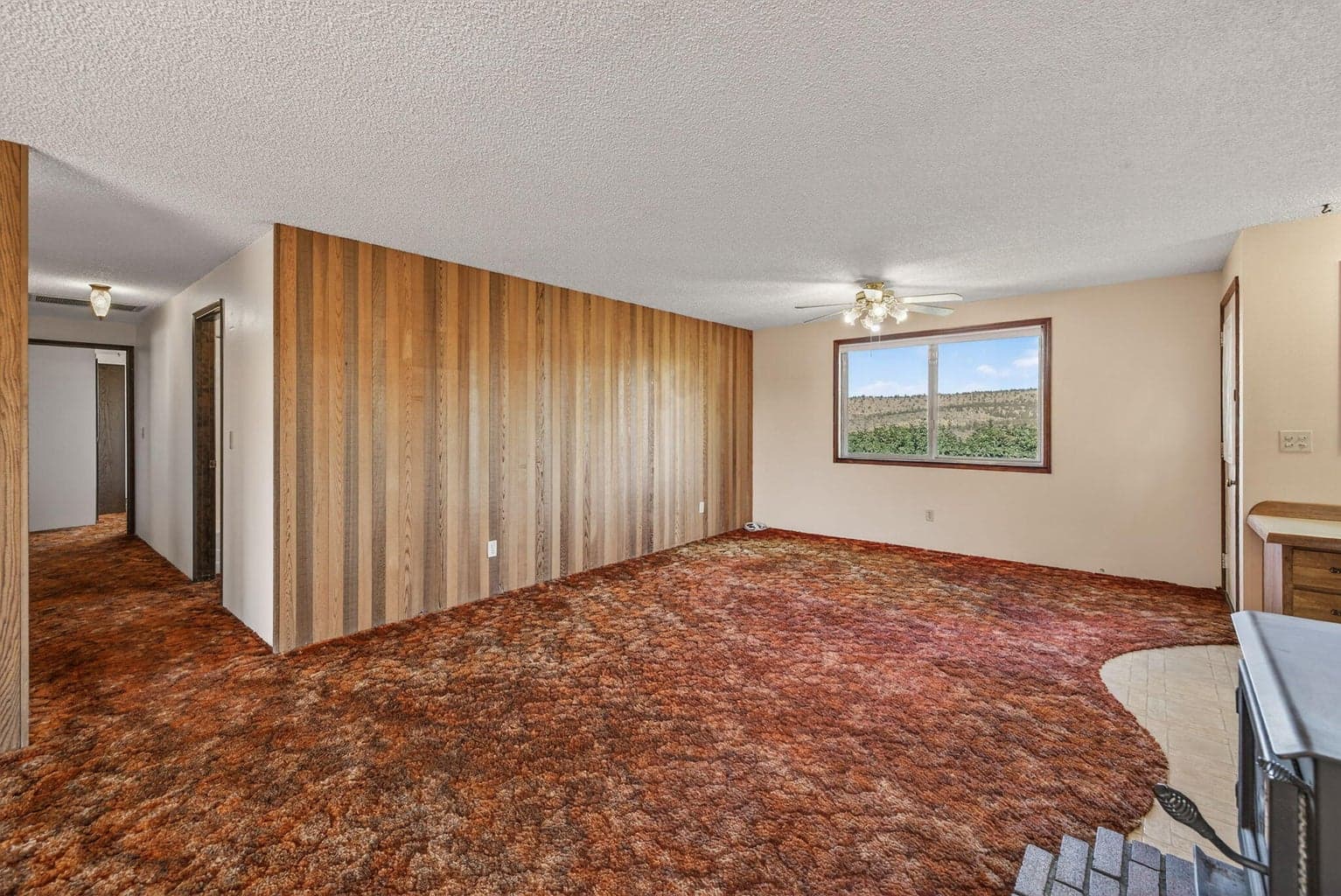 Photo of 951 SE Rancho Lane 6 of 47