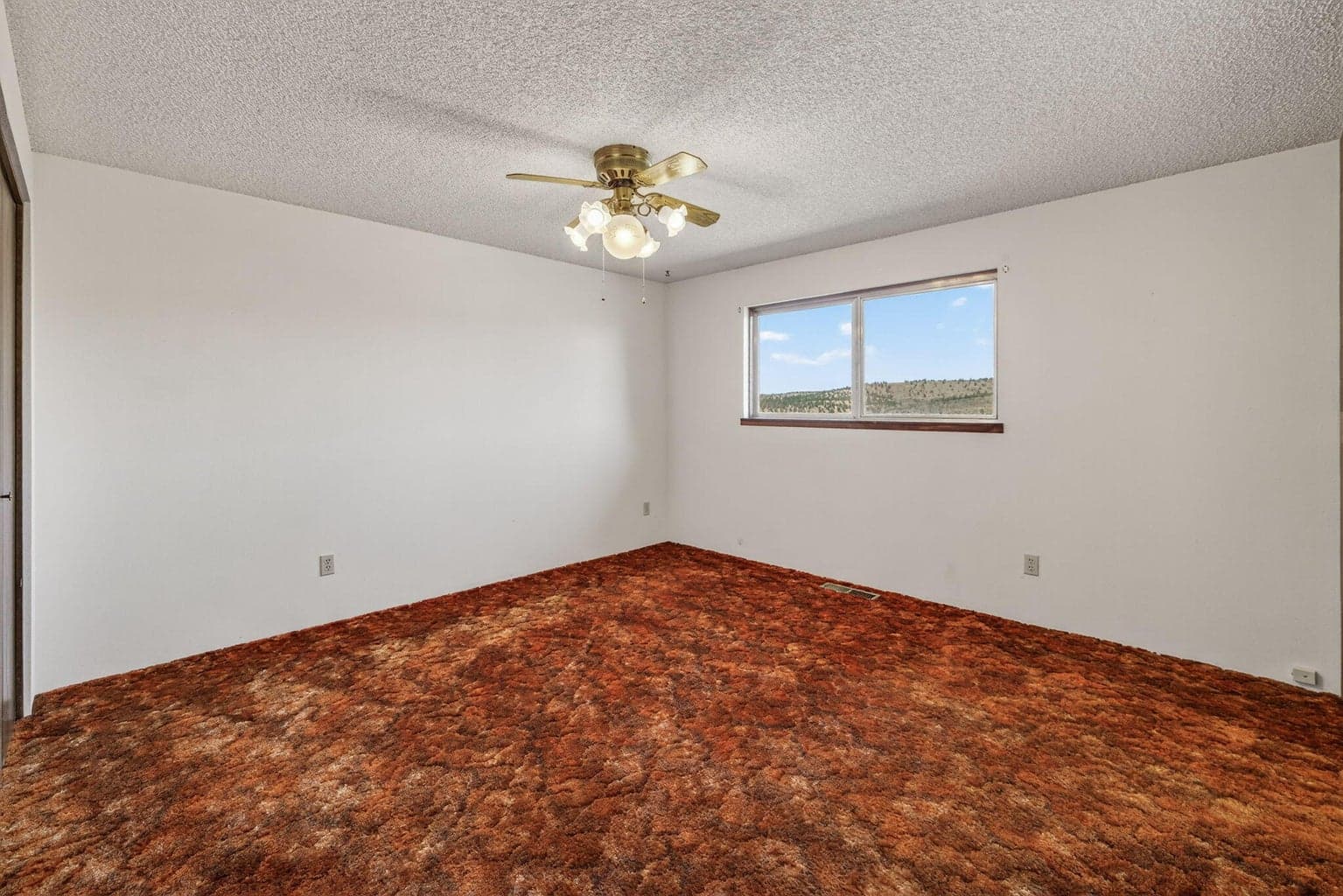 Photo of 951 SE Rancho Lane 17 of 47