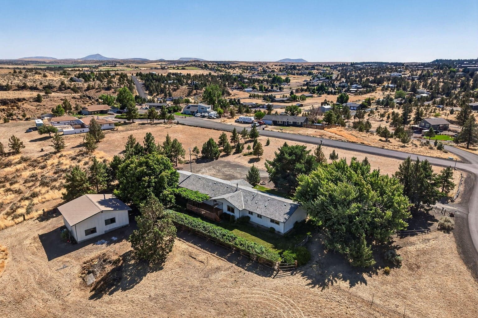 Photo of 951 SE Rancho Lane 43 of 47