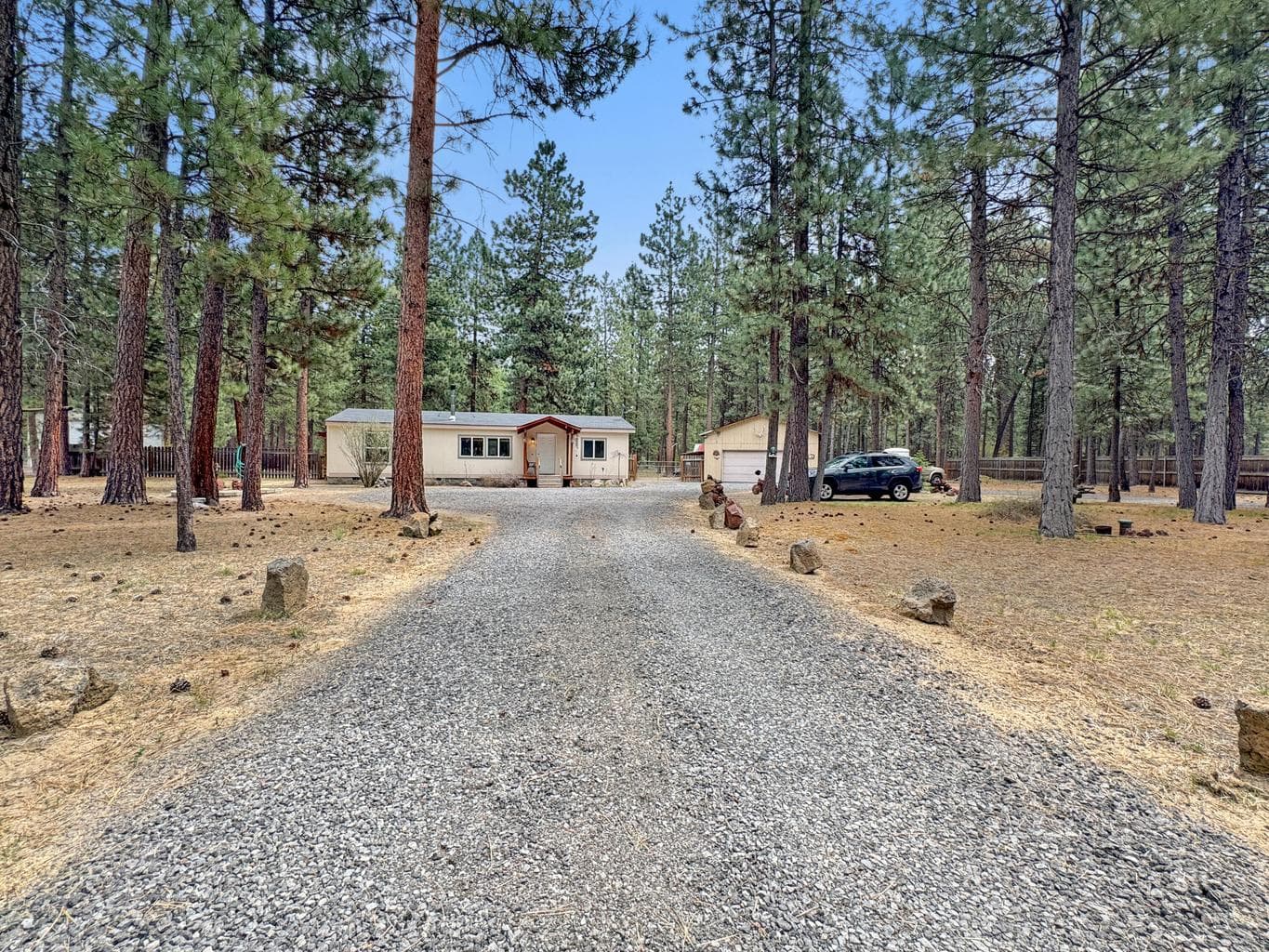 Photo of 51720 Pine Loop 4 of 38