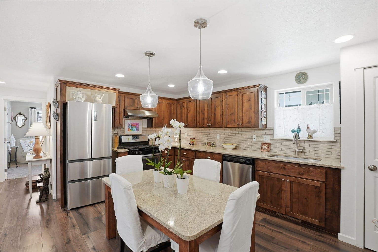 Photo of 240 NW 30th Street 7 of 27
