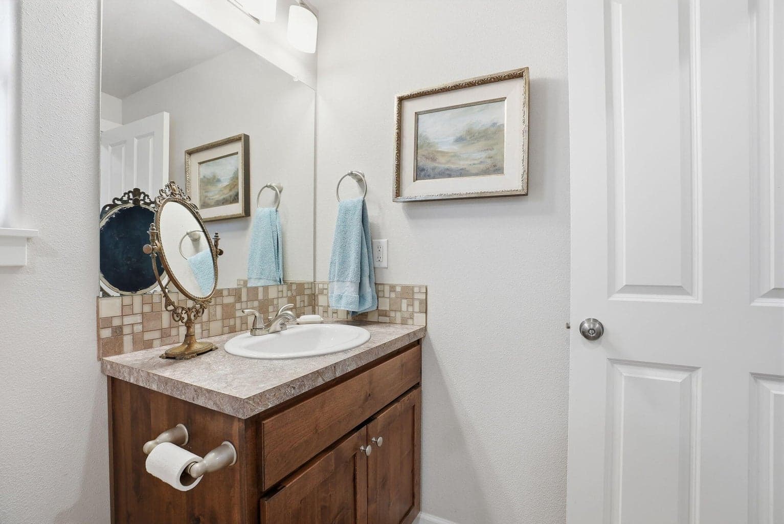 Photo of 240 NW 30th Street 16 of 27