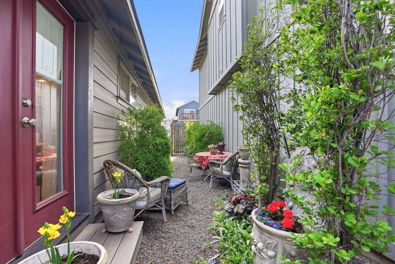Photo of 240 NW 30th Street 19 of 27