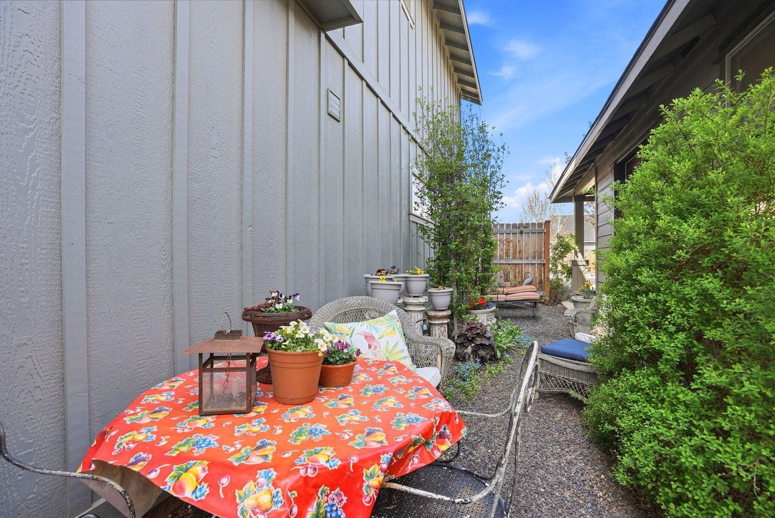 Photo of 240 NW 30th Street 20 of 27