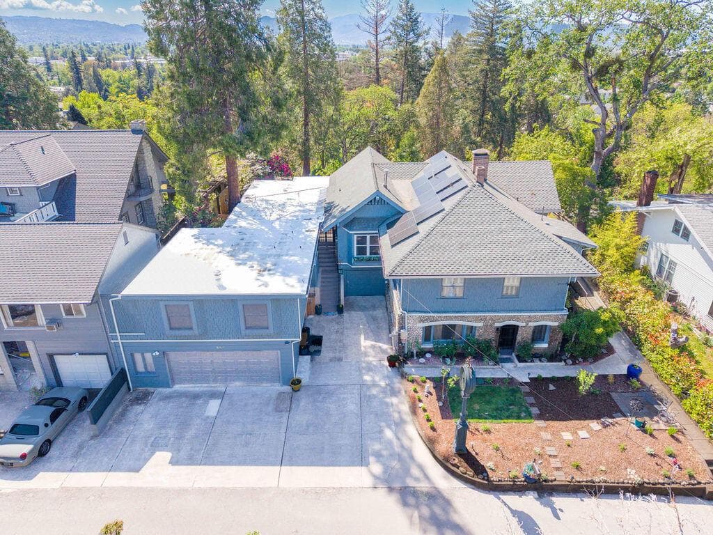 Photo of 200 Medford Heights 1 of 79