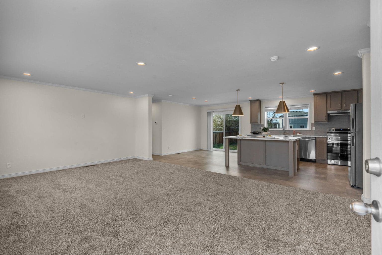 Photo of 1252 NW Western Sky Road 9 of 39