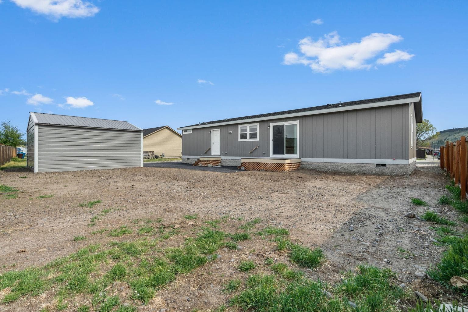 Photo of 1252 NW Western Sky Road 30 of 39