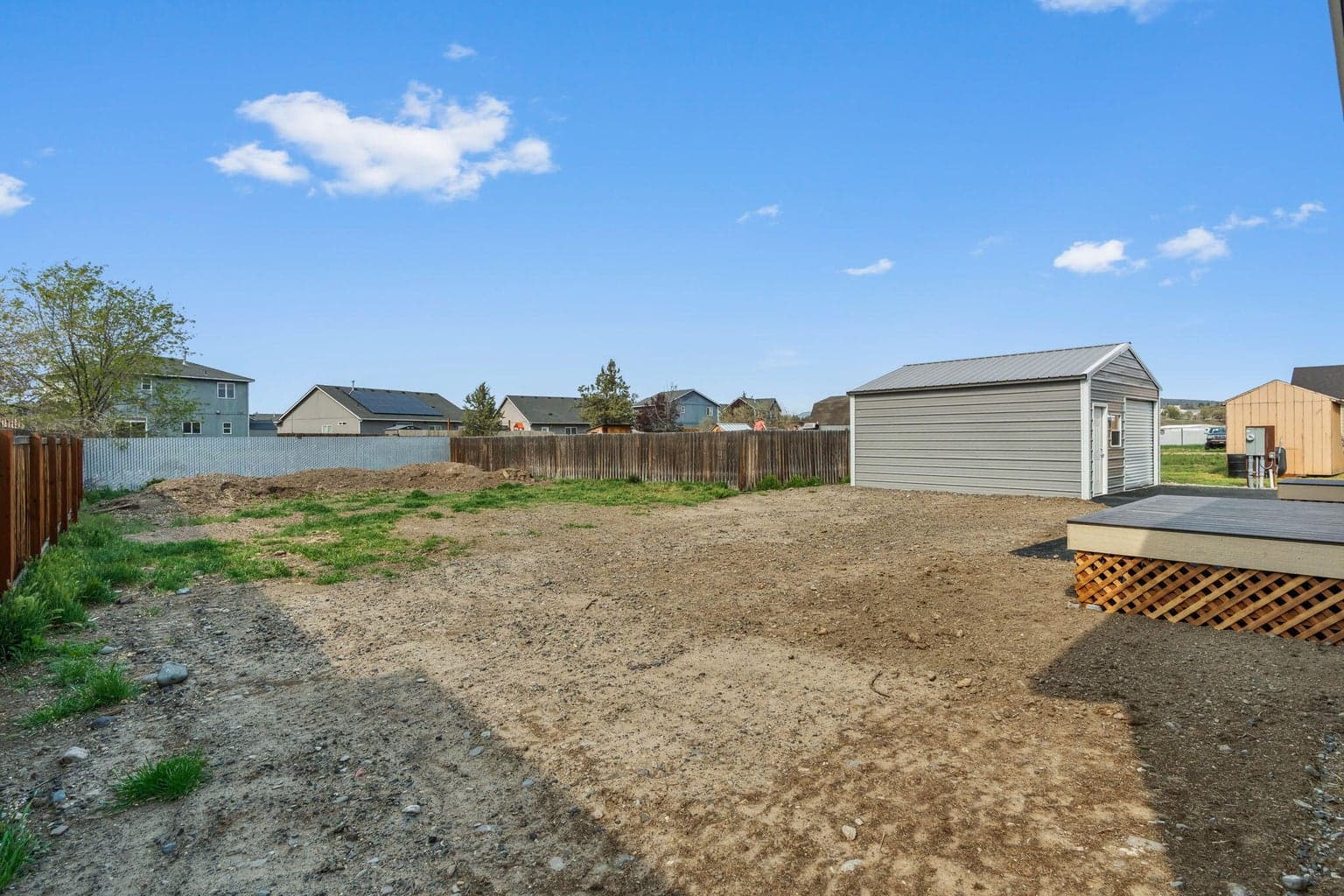 Photo of 1252 NW Western Sky Road 31 of 39