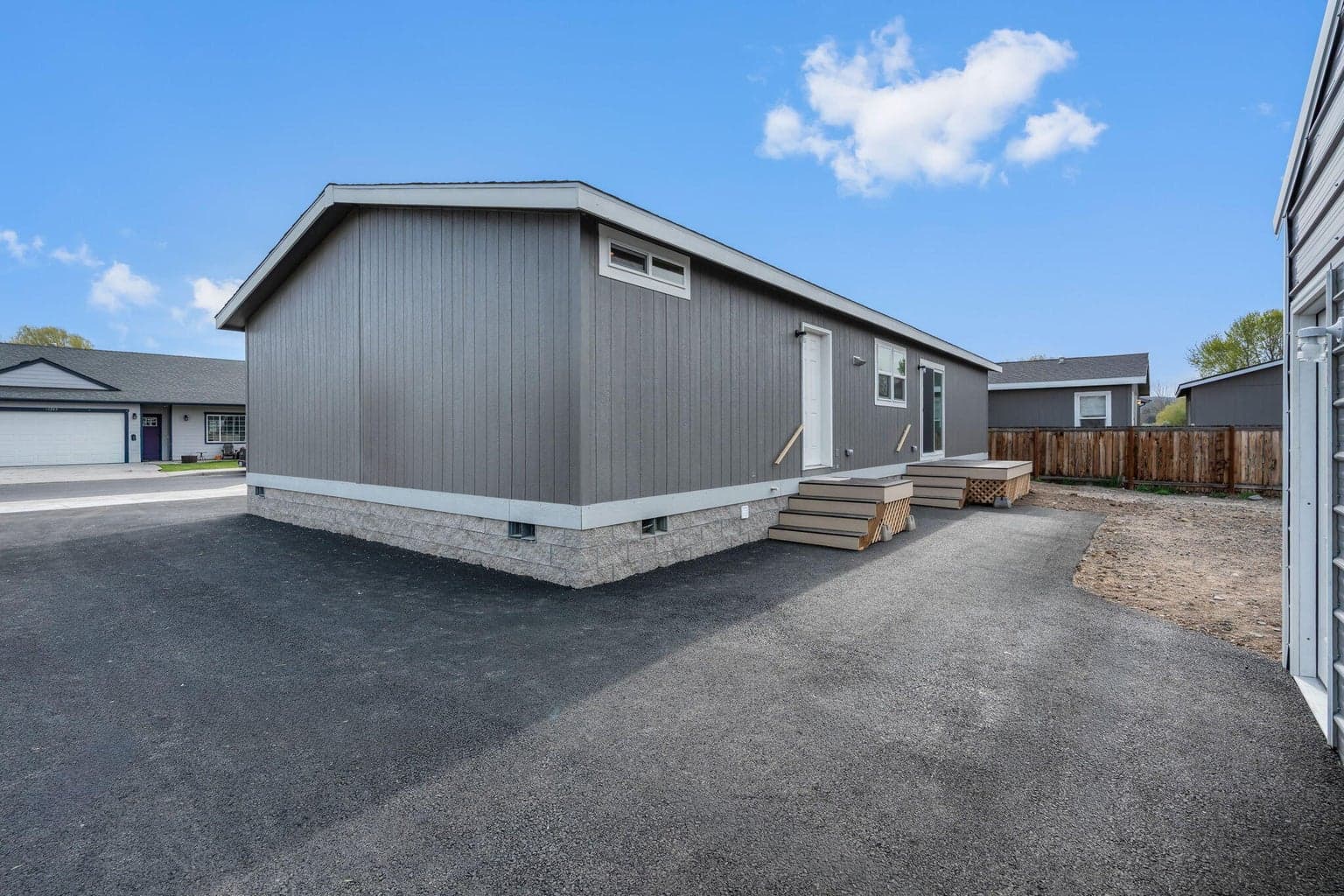 Photo of 1252 NW Western Sky Road 35 of 39