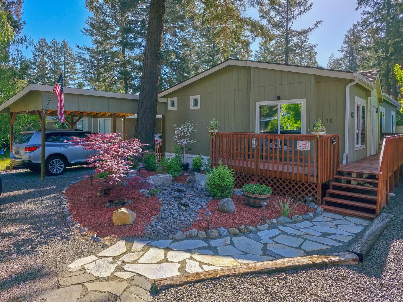 537 Thompson Creek