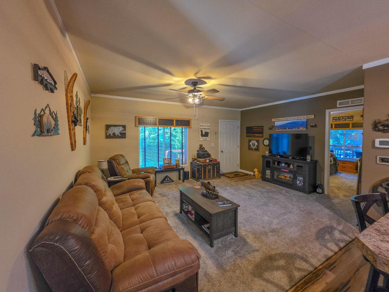 Photo of 537 Thompson Creek 5 of 30