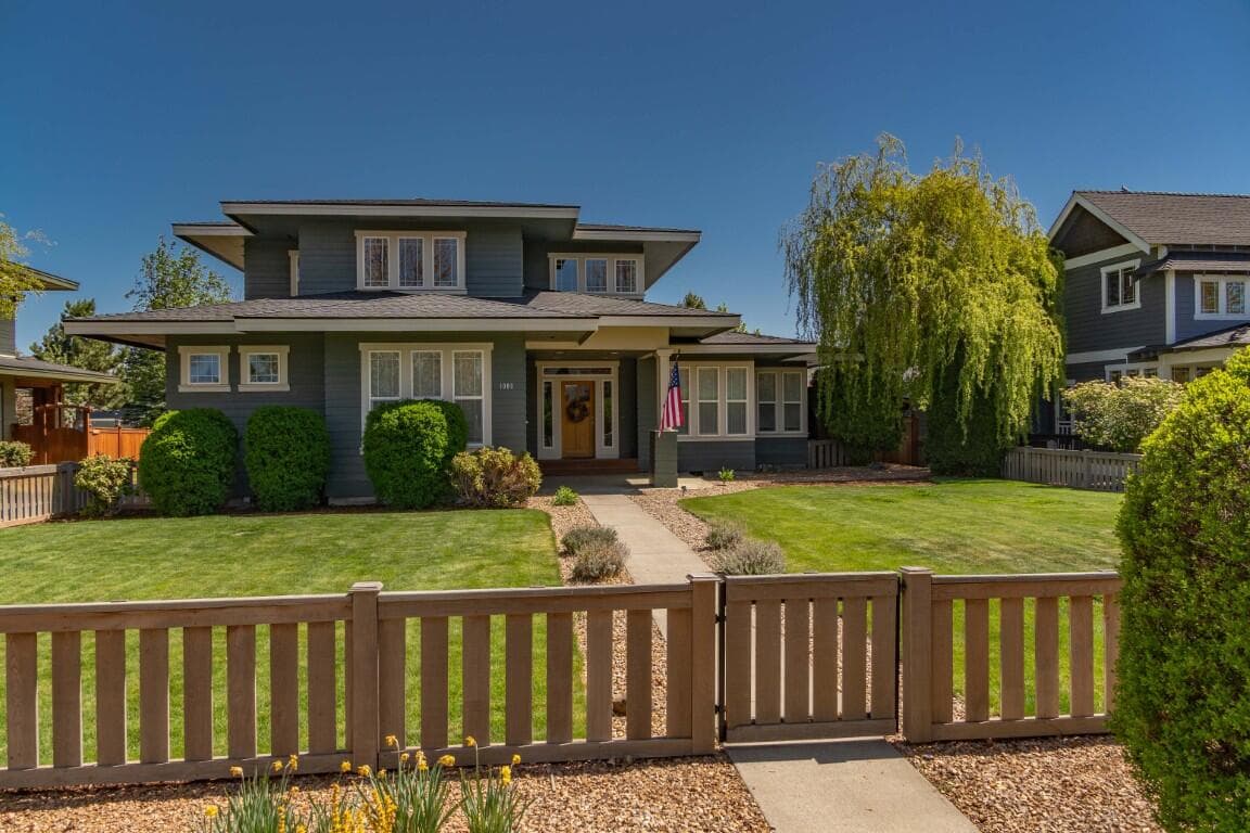 Photo of 1008 15th 2 of 40