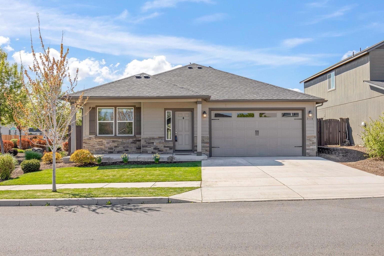 2510 Hemlock