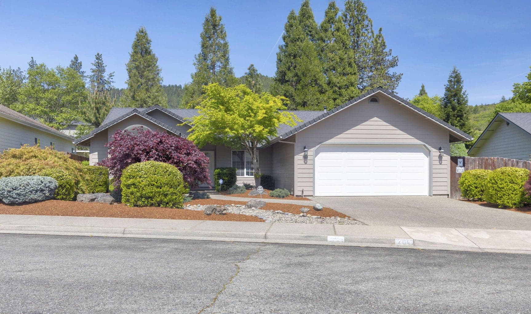 Photo of 204 Sinclair 2 of 47