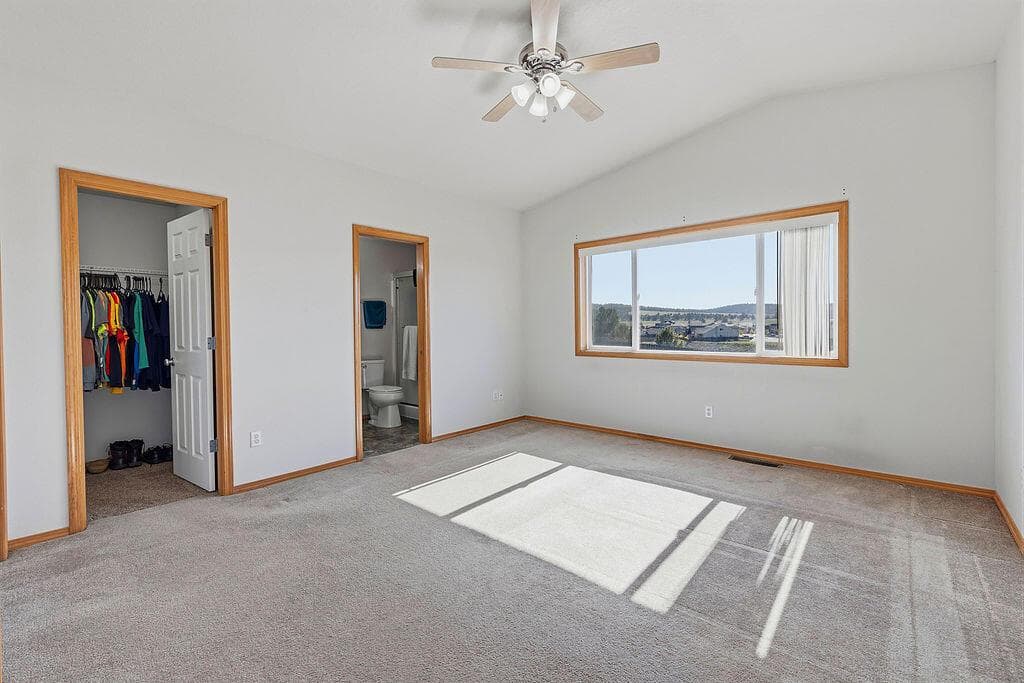 Photo of 792 NE Robin Place 21 of 31