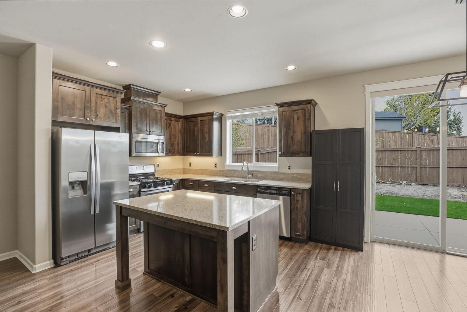 Photo of 20724 Sierra Drive 9 of 38