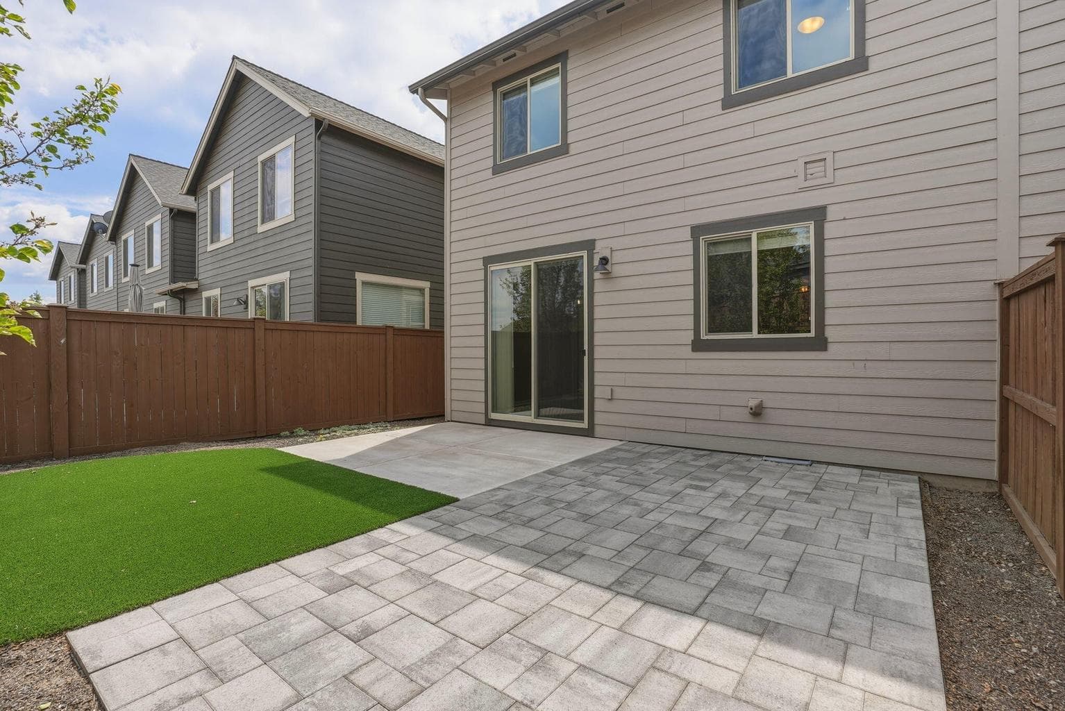 Photo of 20724 Sierra Drive 31 of 38