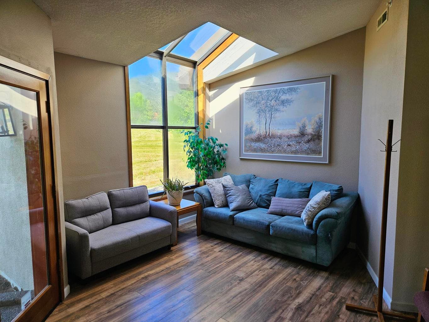 Photo of 181 Bunnell 4 of 18