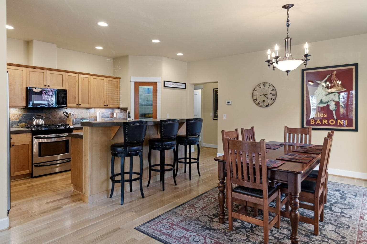 Photo of 1436 NW William Clark Street 6 of 32