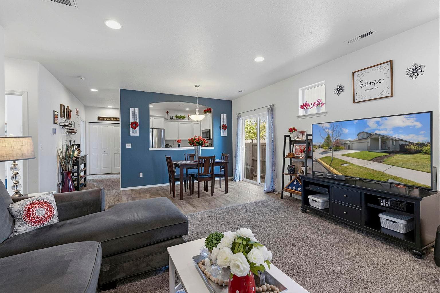 Photo of 2426 Ivy 4 of 33