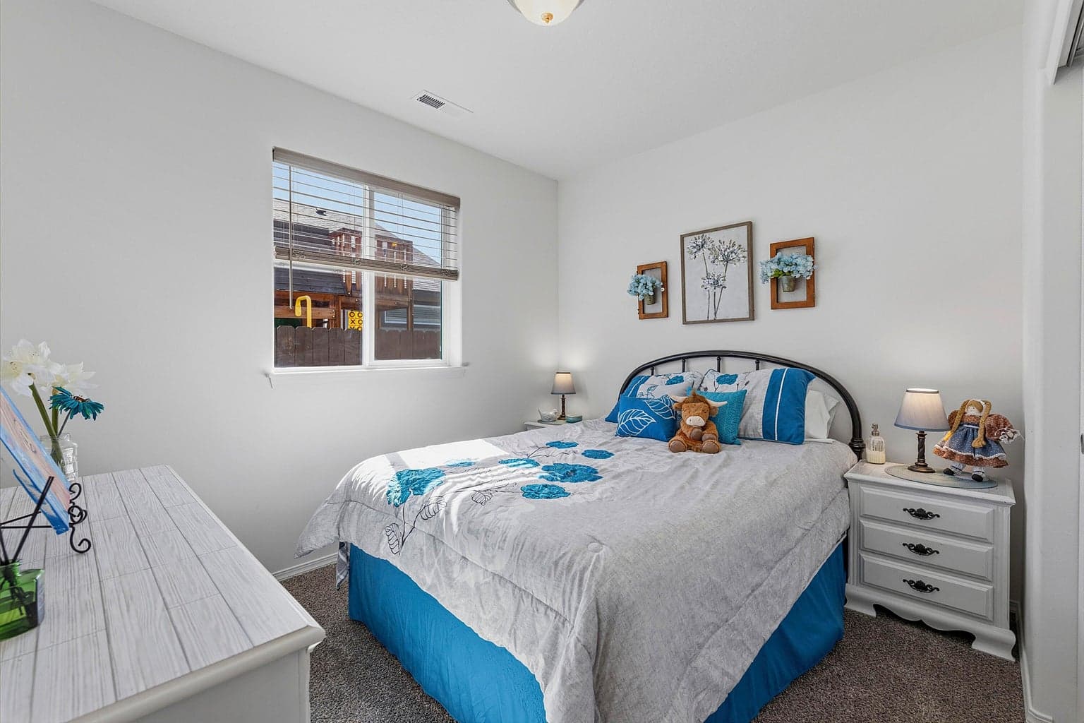 Photo of 2426 NW Ivy Way 22 of 33