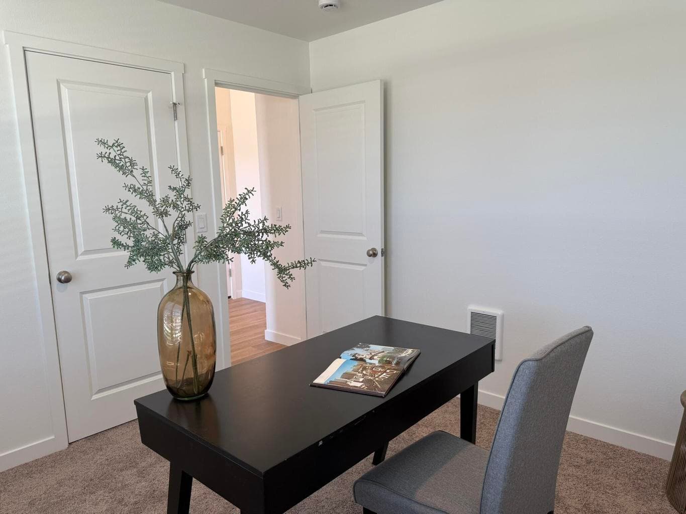 Photo of 587 NE Mitchell Street 15 of 17