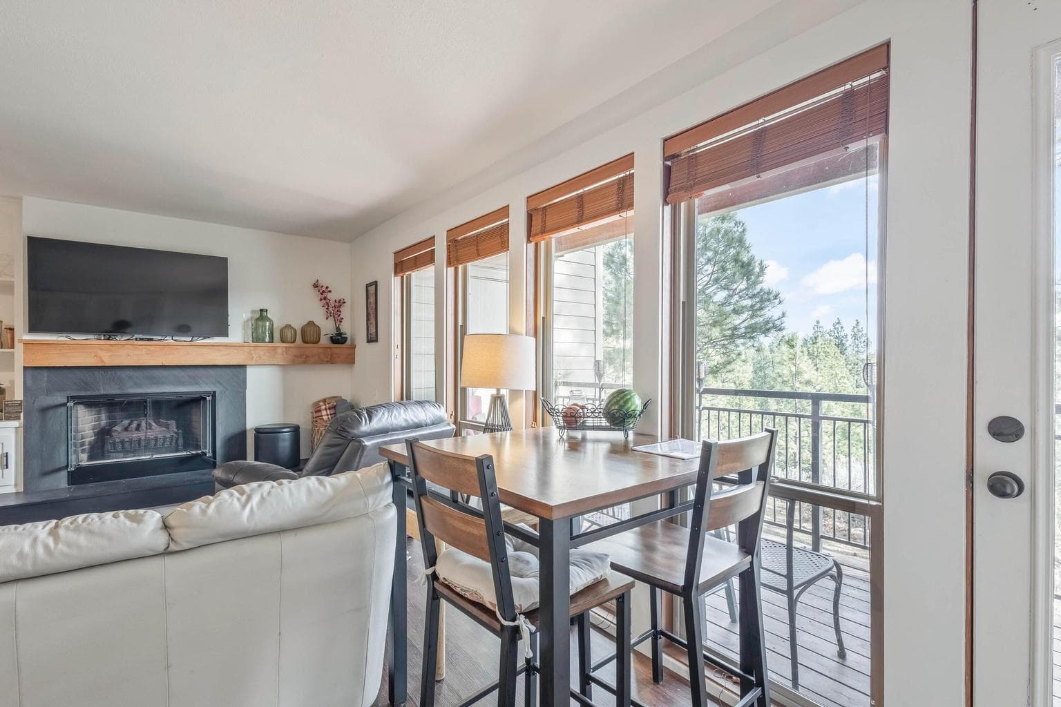 Photo of 18575 SW Century Drive 8 of 26
