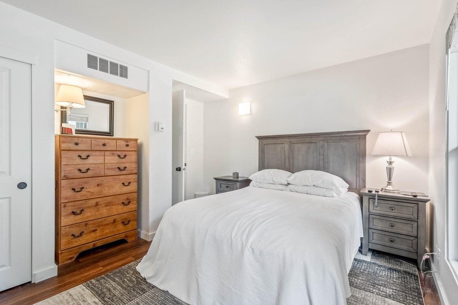 Photo of 18575 SW Century Drive 10 of 26