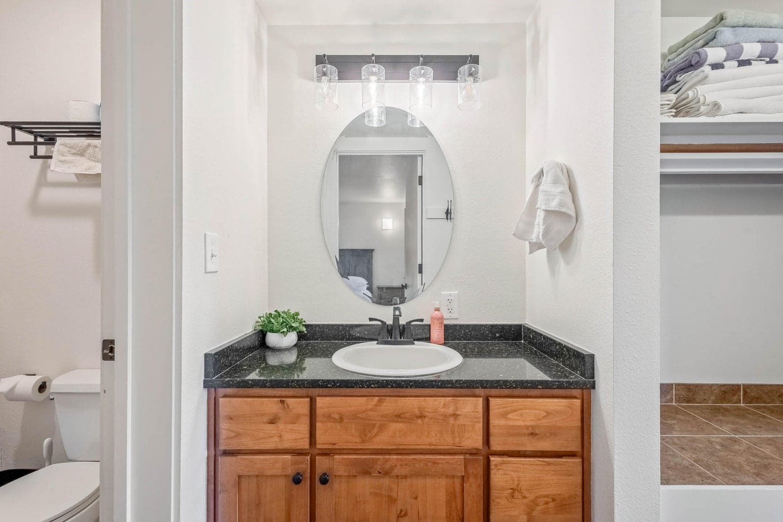 Photo of 18575 SW Century Drive 12 of 26