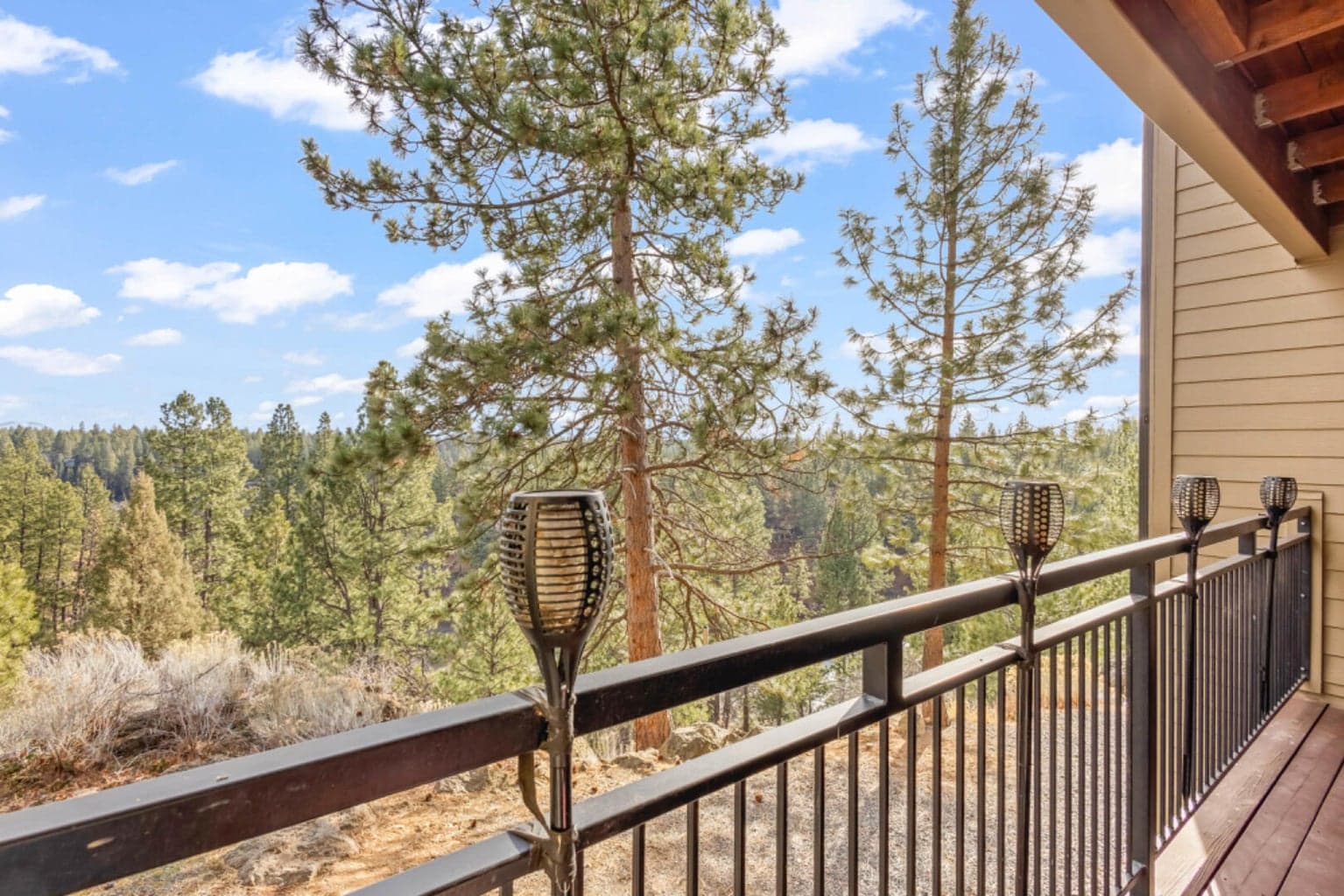 Photo of 18575 SW Century Drive 17 of 26