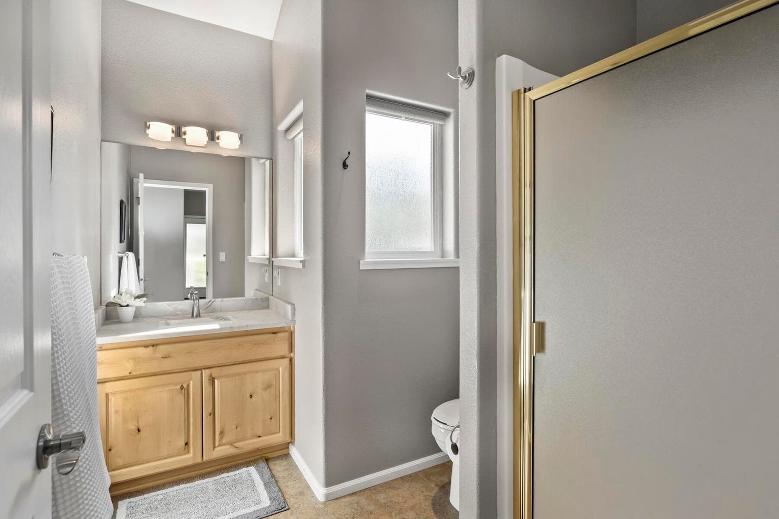 Photo of 1938 Osprey Drive 27 of 40