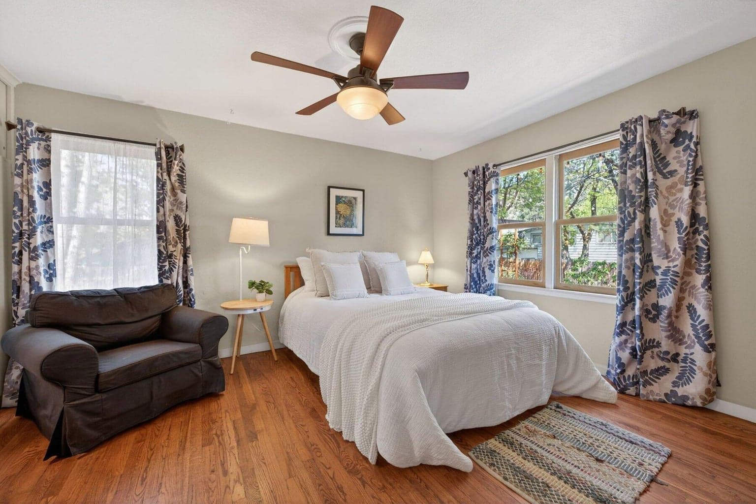 Photo of 714 NE 10th Street 14 of 49