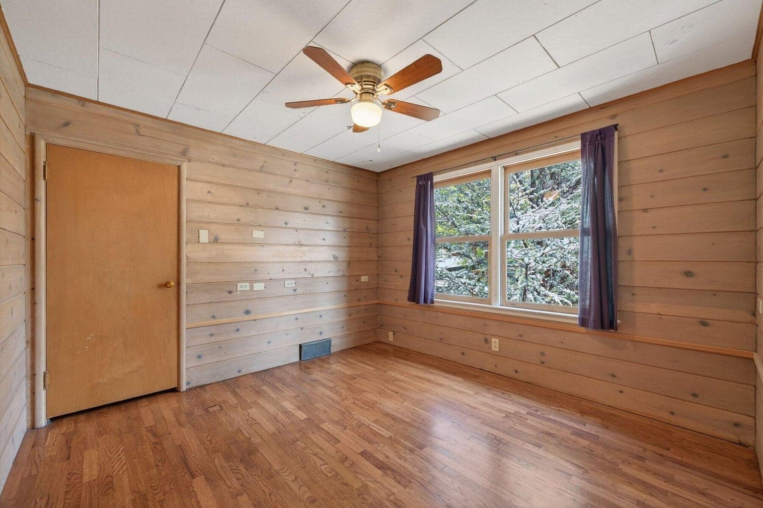 Photo of 714 NE 10th Street 36 of 49