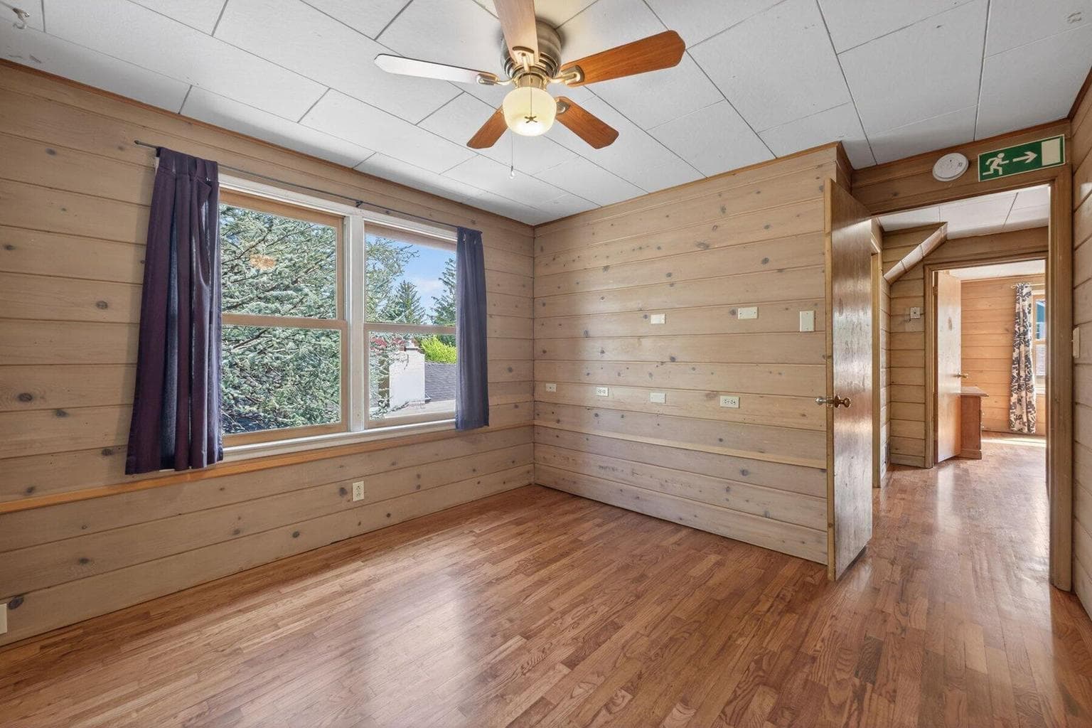 Photo of 714 NE 10th Street 35 of 49