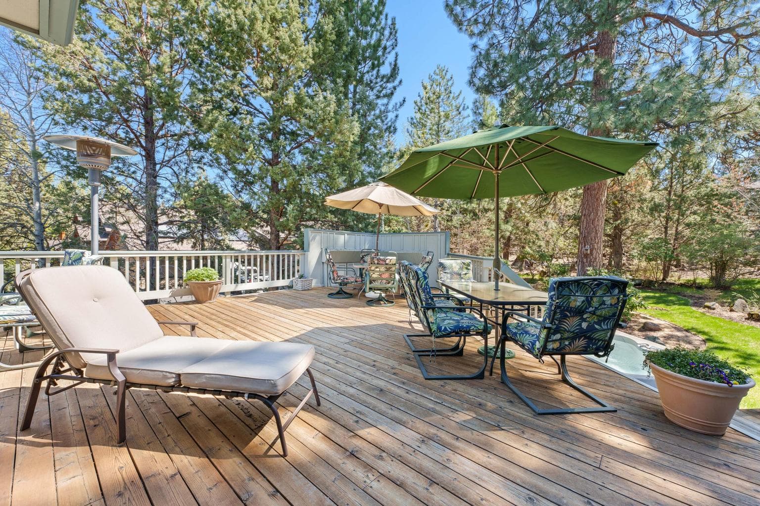 Photo of 4057 NW Northcliff 22 of 55