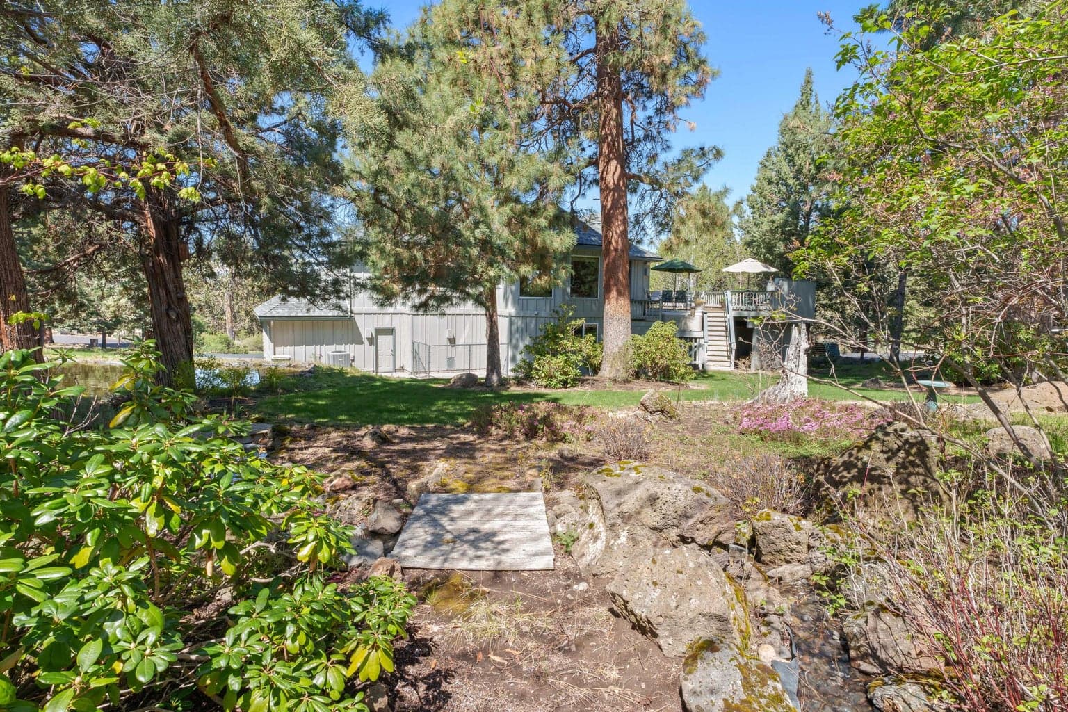 Photo of 4057 NW Northcliff 45 of 55