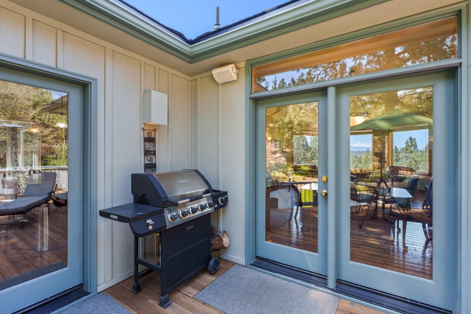 Photo of 4057 NW Northcliff 26 of 55