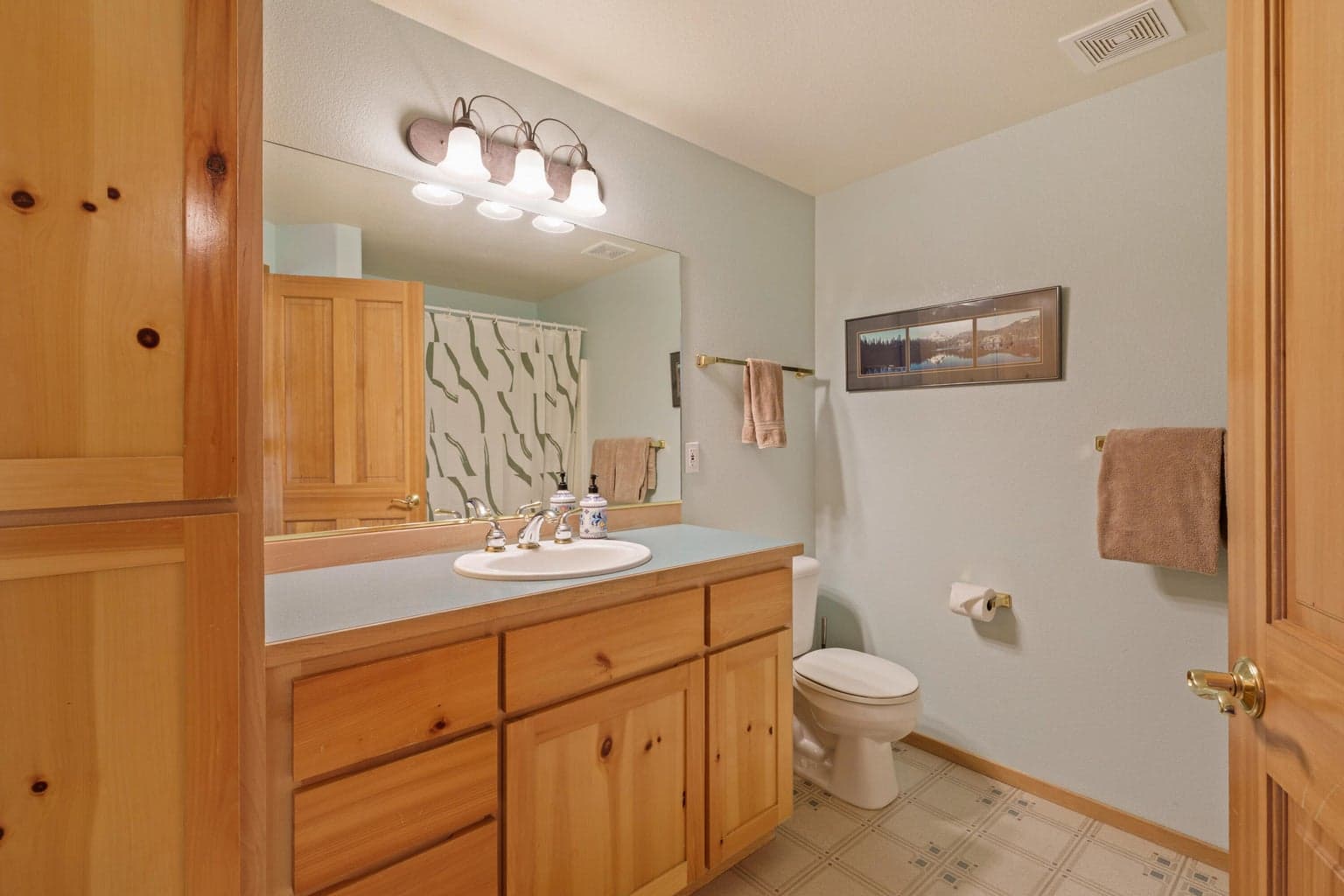 Photo of 4057 NW Northcliff 42 of 55