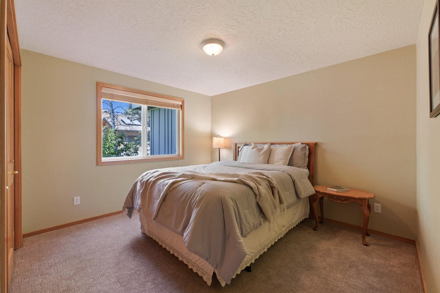 Photo of 4057 NW Northcliff 41 of 55