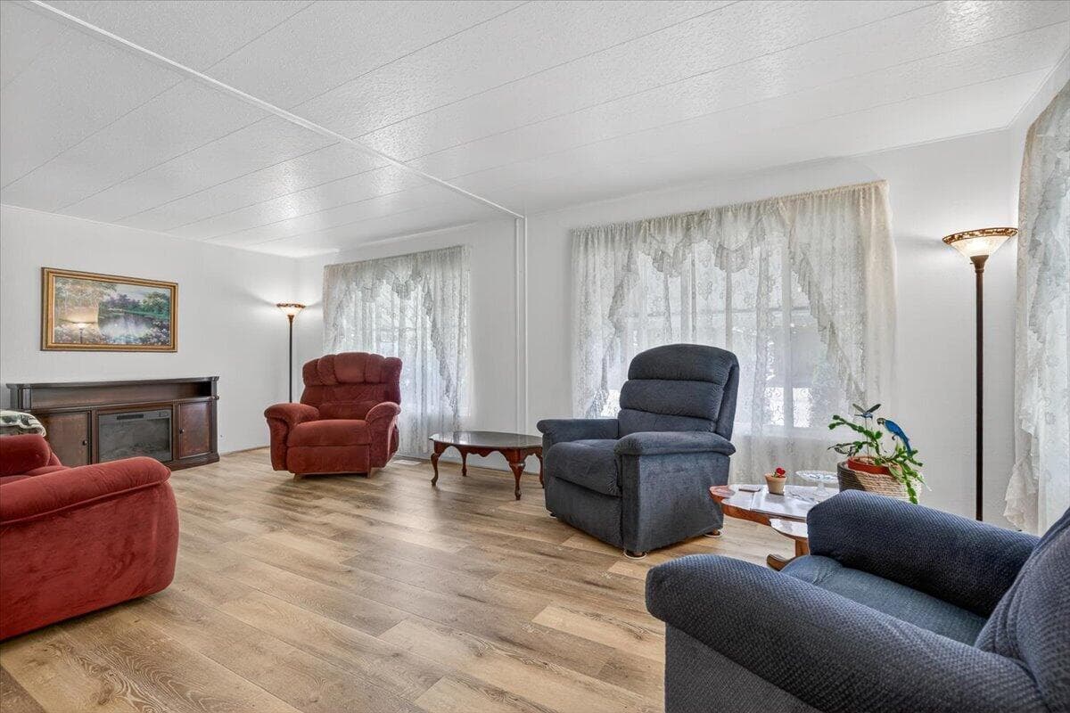2252 Table Rock