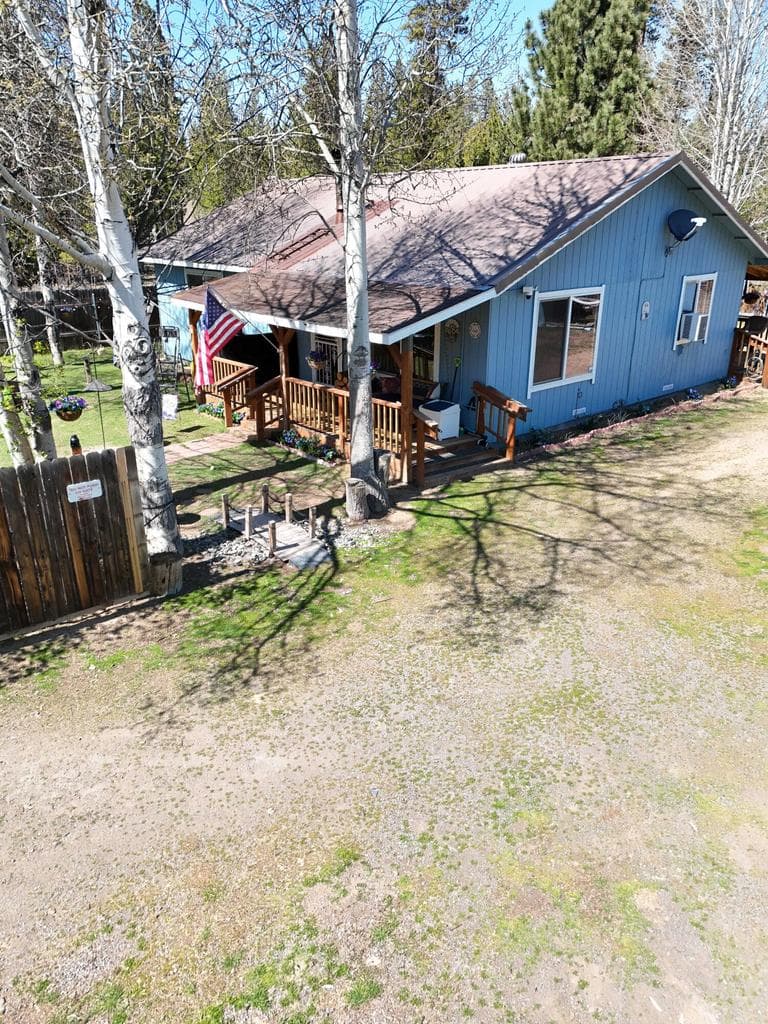 Photo of 15710 Paulina 5 of 53