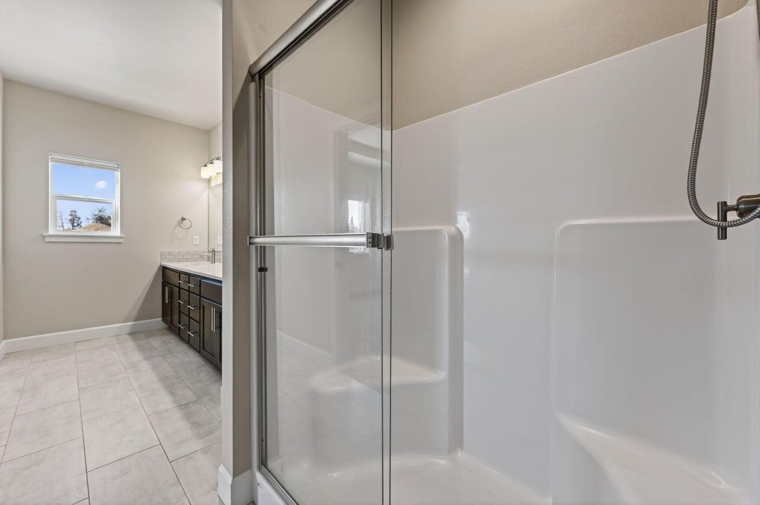Photo of 4946 SW Zenith Avenue 14 of 34