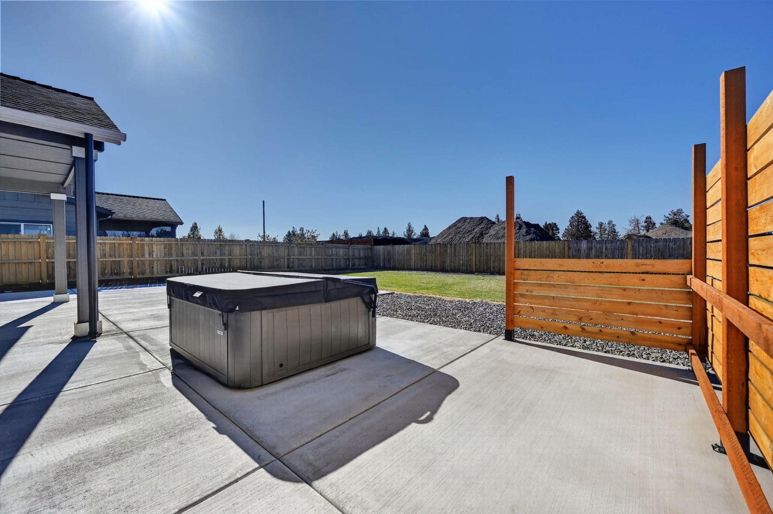 Photo of 4946 SW Zenith Avenue 26 of 34