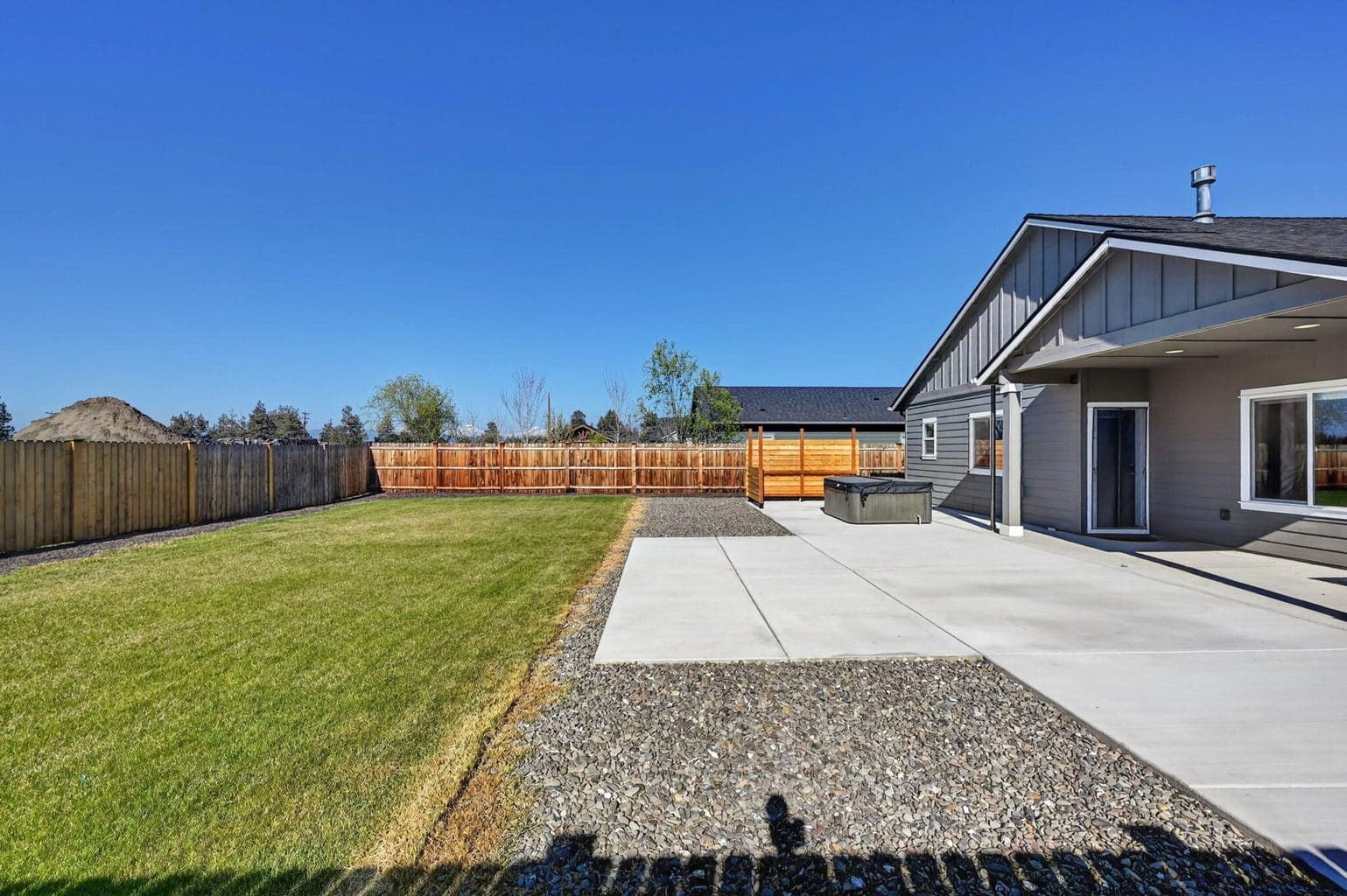 Photo of 4946 SW Zenith Avenue 28 of 34