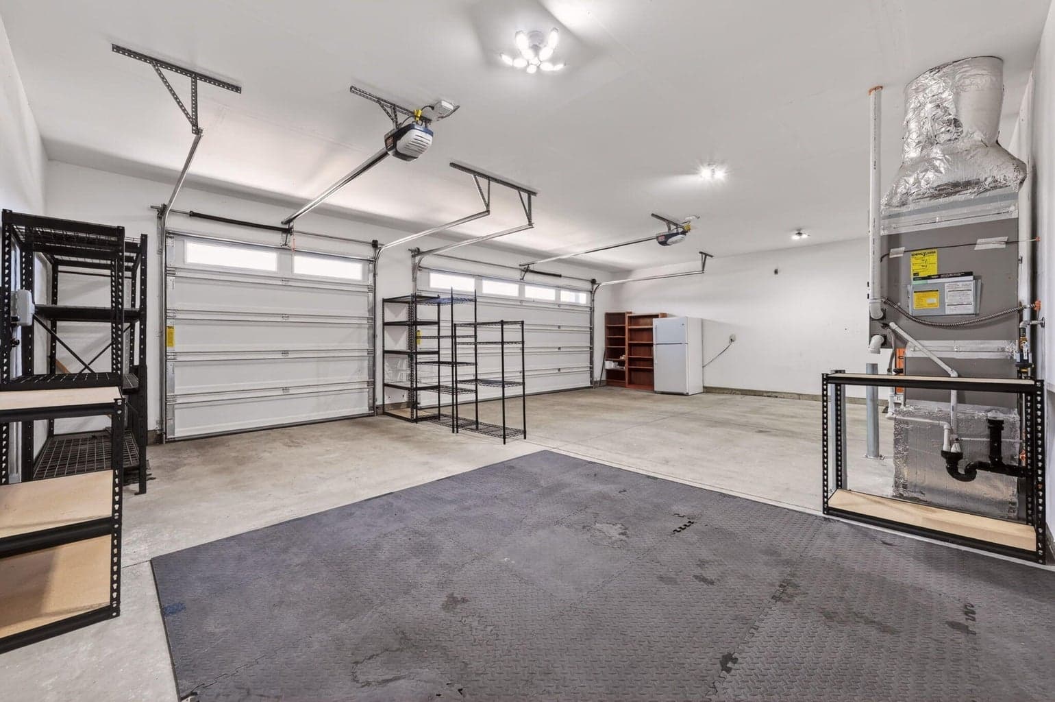 Photo of 4946 SW Zenith Avenue 33 of 34