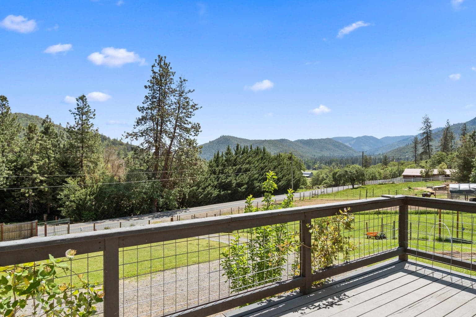 Photo of 621 Sardine Creek 2 of 51