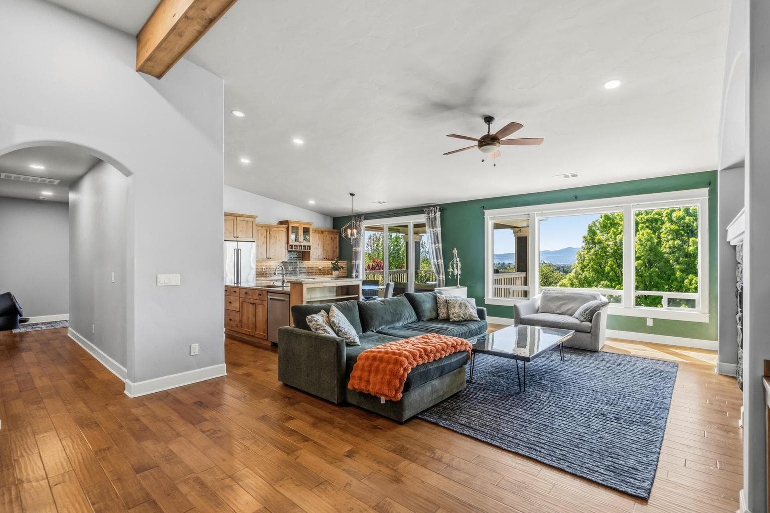 Photo of 536 La Strada 4 of 48