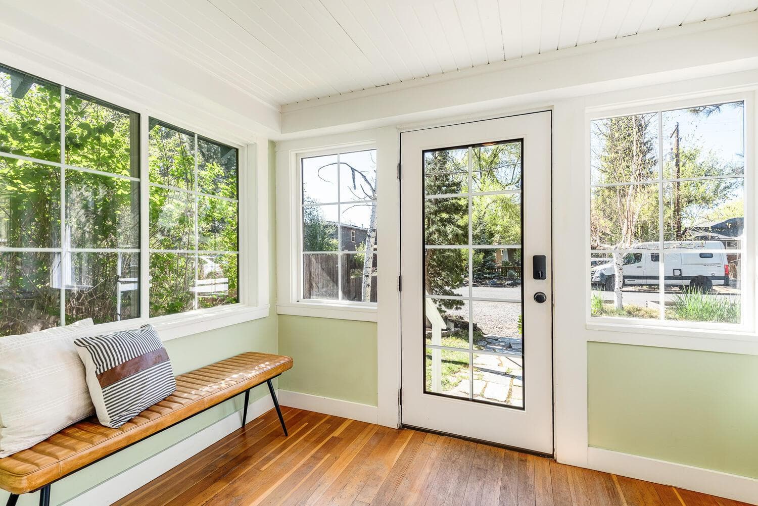 Photo of 1340 Cumberland Avenue 3 of 25