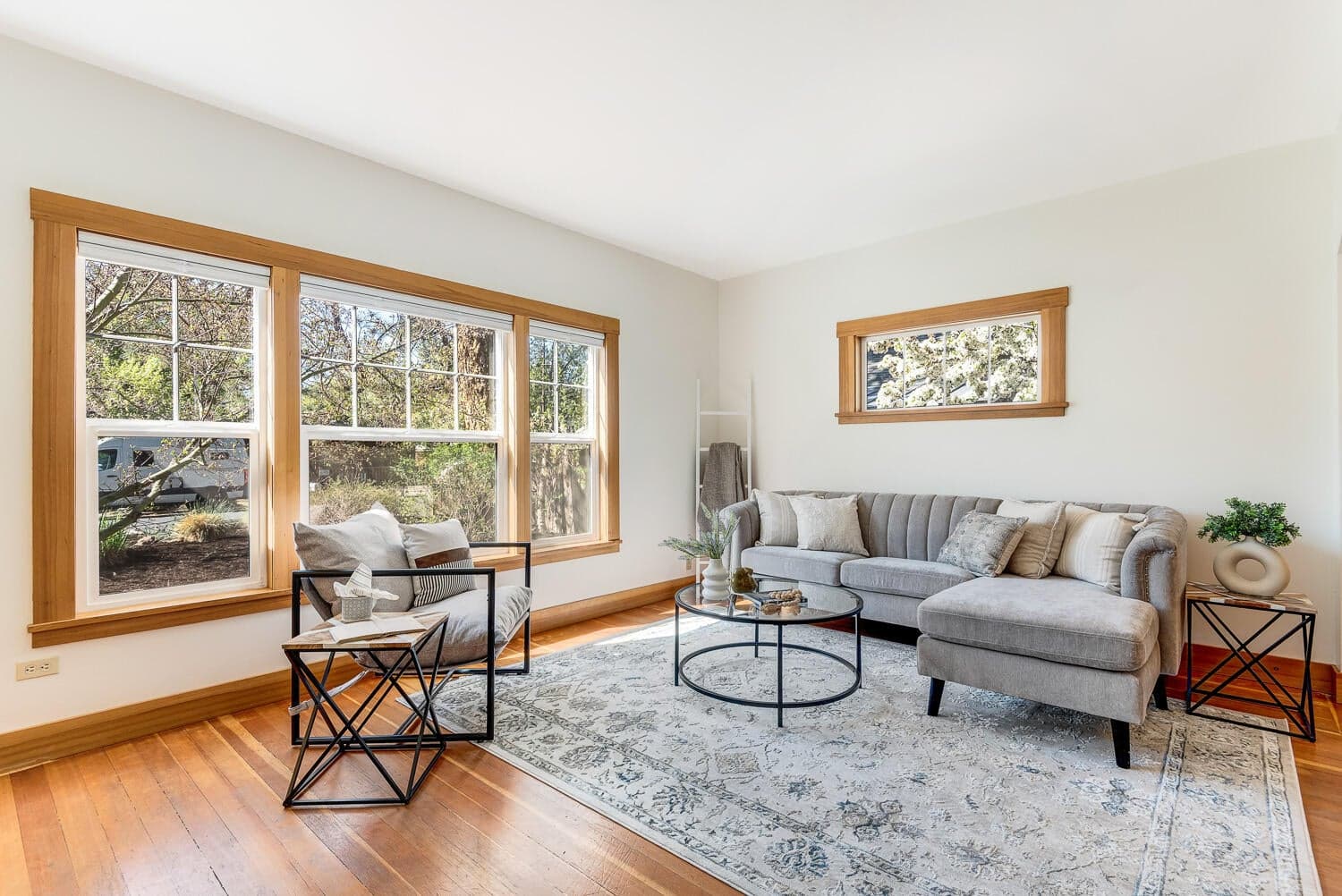 Photo of 1340 Cumberland Avenue 4 of 25