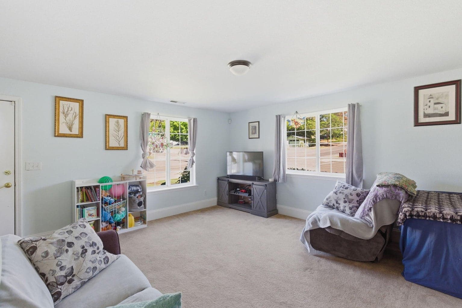 Photo of 515 Dimmick 5 of 37